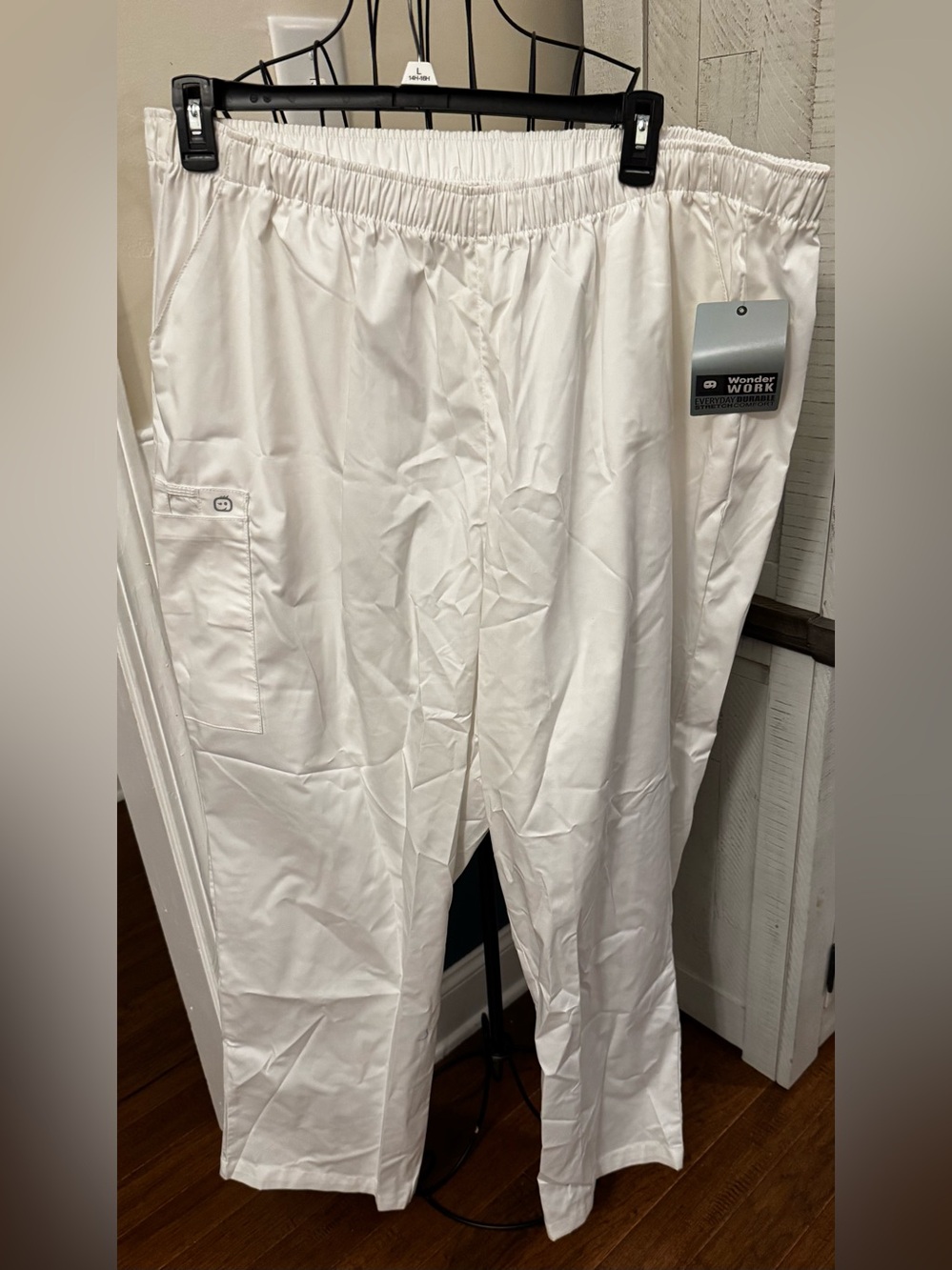 New Wonderwork Wink White 4X 4XL 501 elastic waist scrub pants women